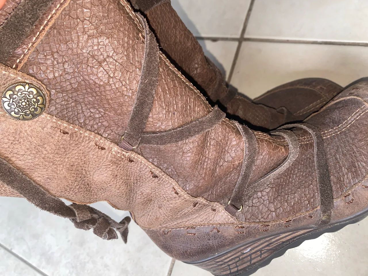 Bota tamanho 35 - Foto 3