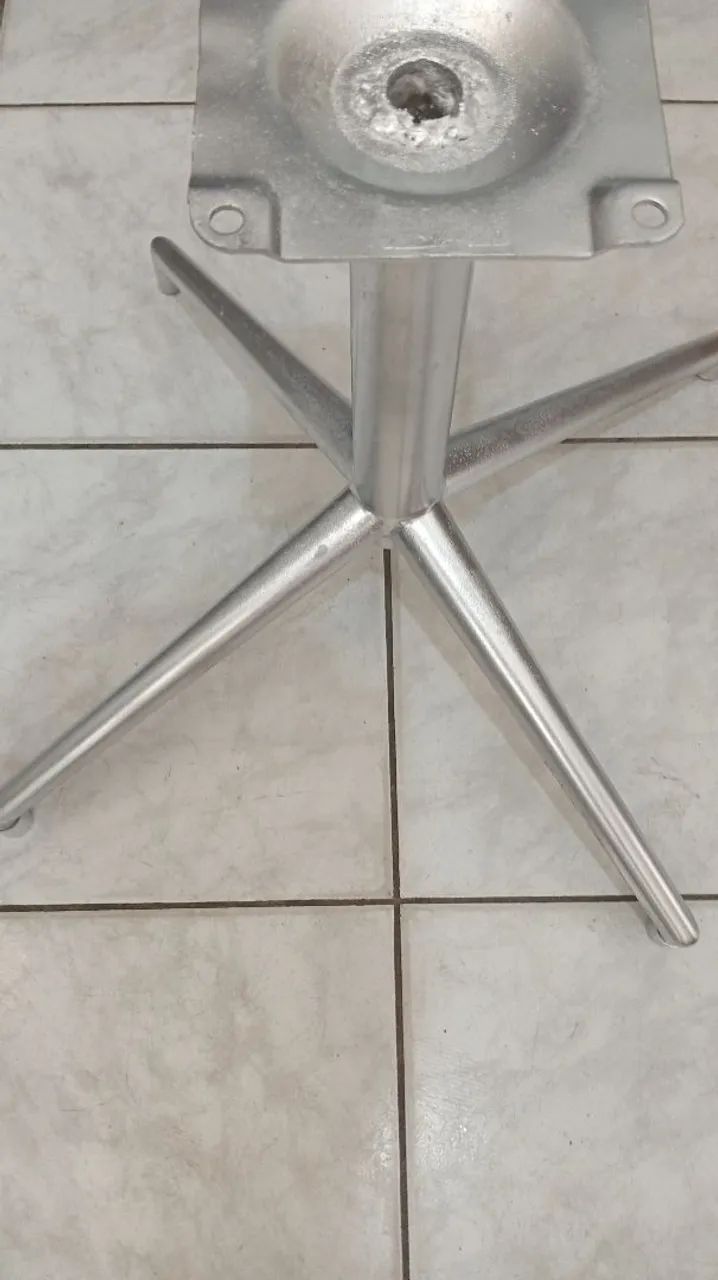 vendo base de ferro  pra centr - Foto 3