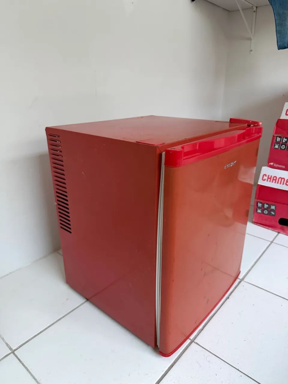 Frigobar 40 L Vermelho Eterny - Foto 2