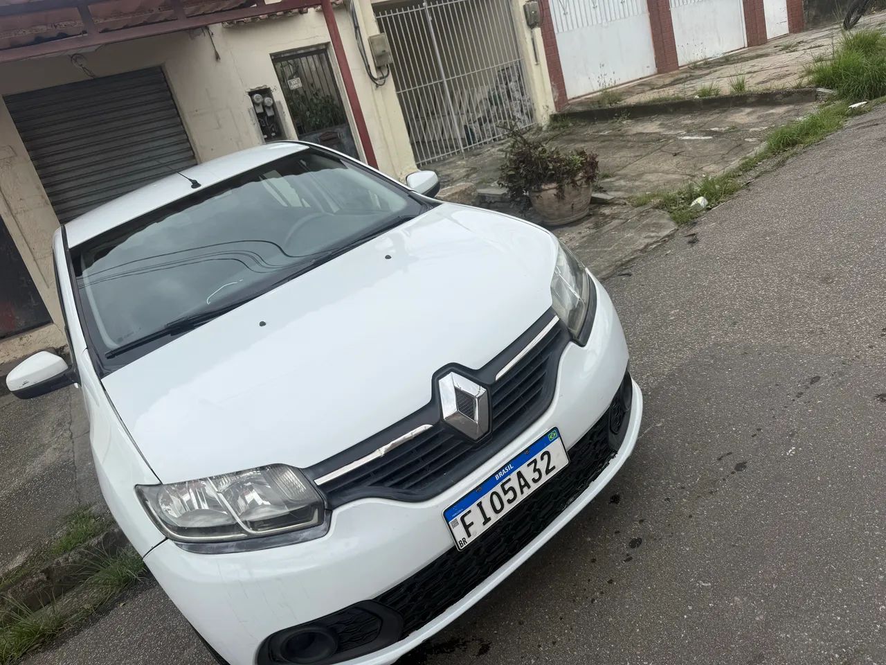 Renault Logan Expression Flex 1.0 12V 4P 2017 - Foto 2