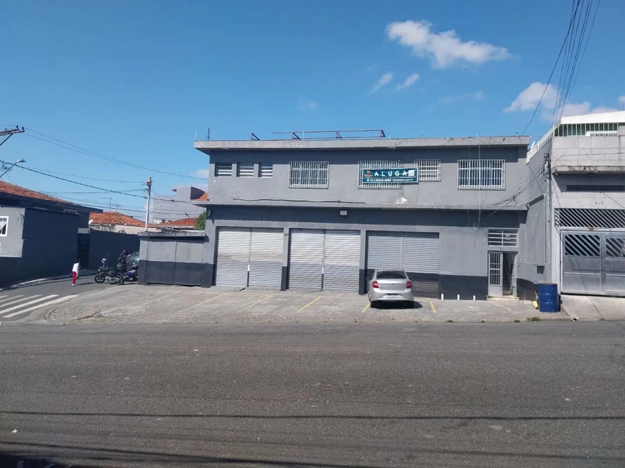 Loja na Avenida Carlos Oberhuber, 383  576 m² - Foto 2