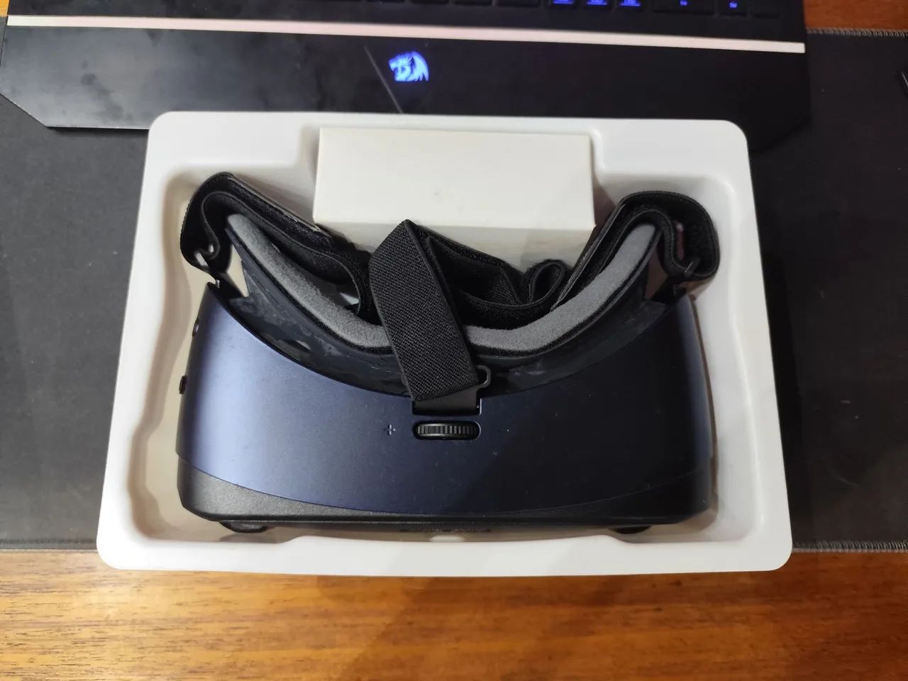 Óculos de Realidade Virtual Samsung Gear VR (Na Caixa) - Foto 2