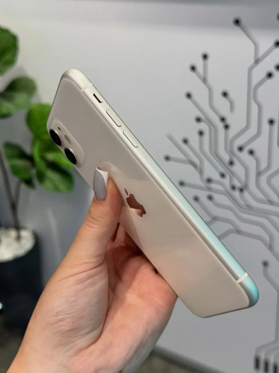iPhone 11 64GB Branco - Excelente estado - Foto 5