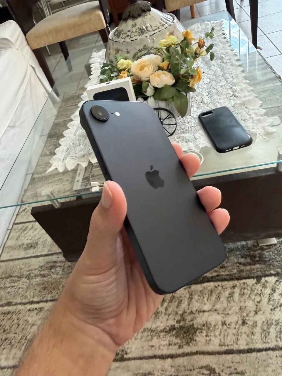 iPhone 16e  - Foto 2