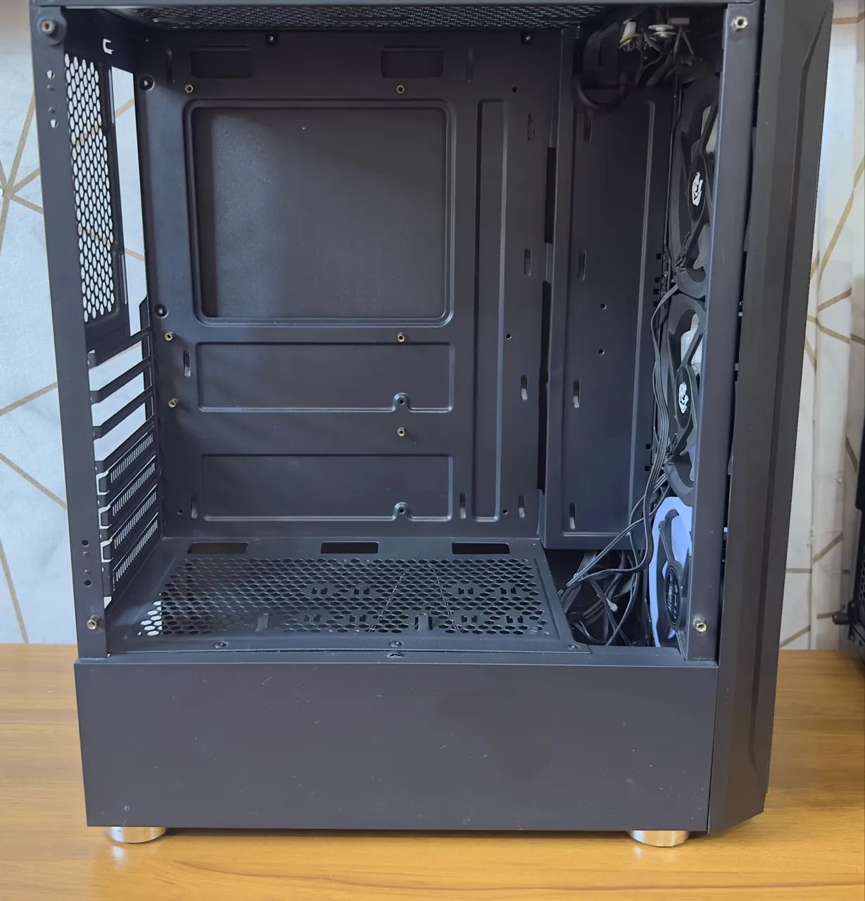 Gabinete Gamer  - Foto 4