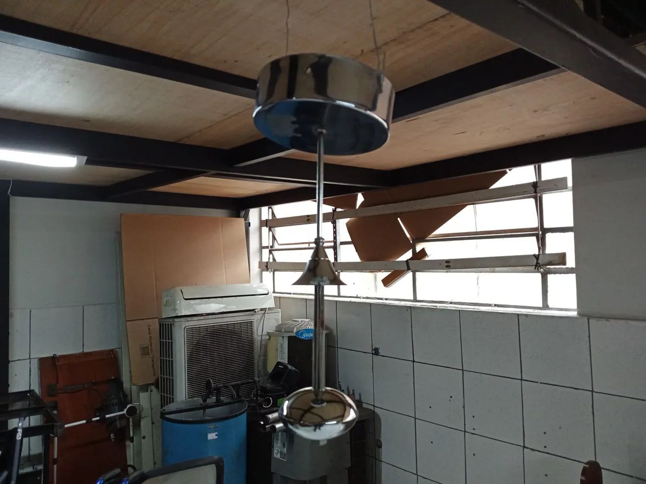 Base de Lustre em Metal  - Foto 2