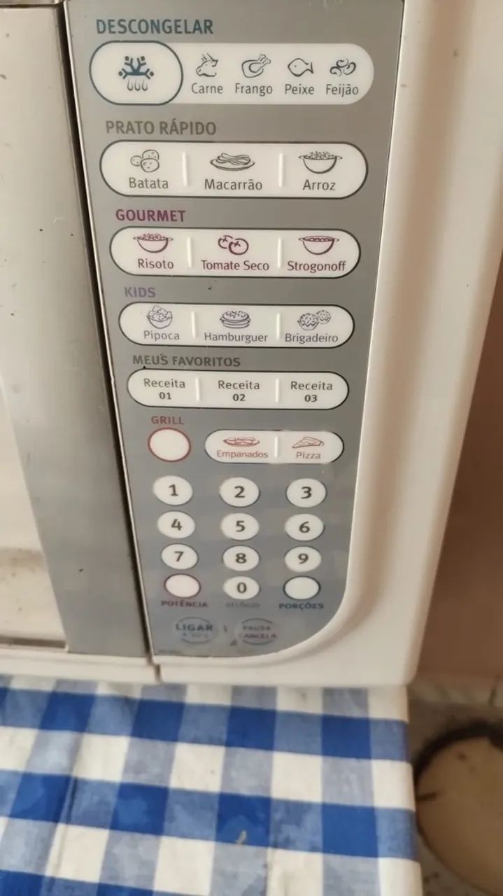 Microondas Eletrolux 31 litros branco  - Foto 4