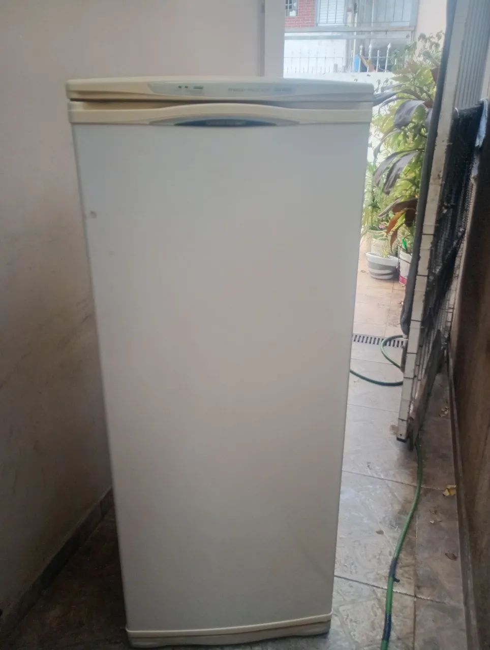 Freezer vertical Brastemp Frost Free 228l