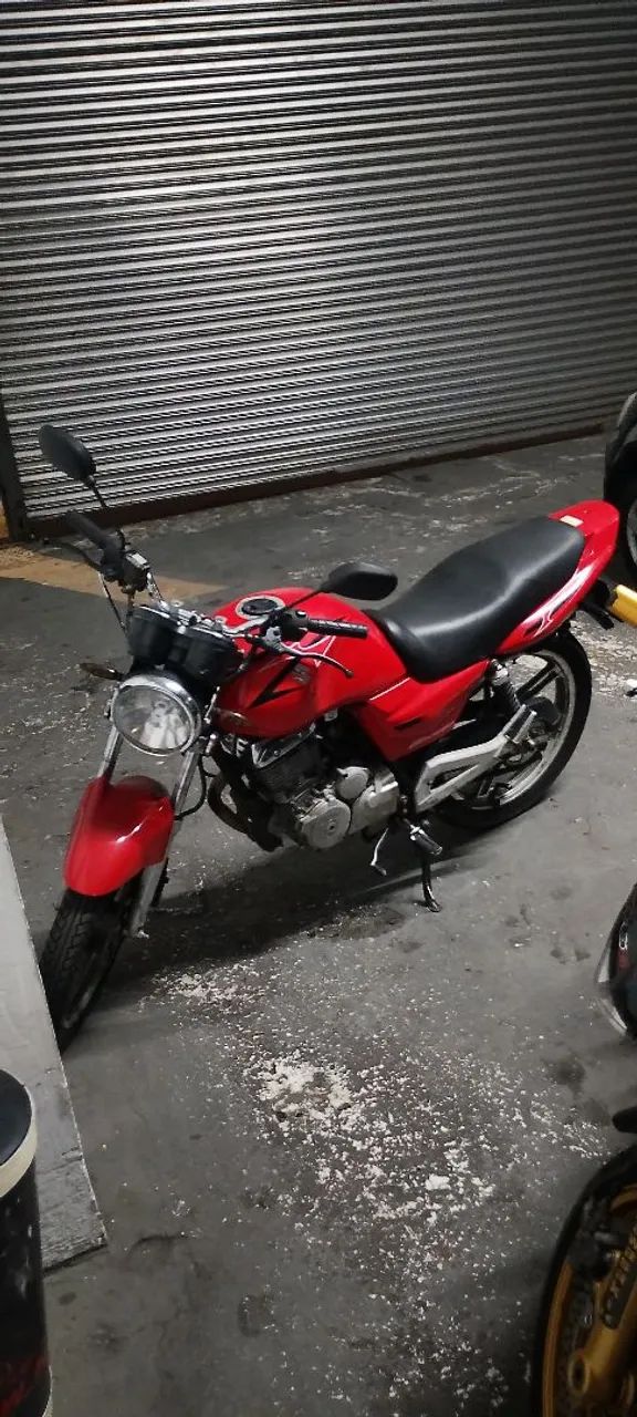 Suzuki GSR 2015 - Foto 2