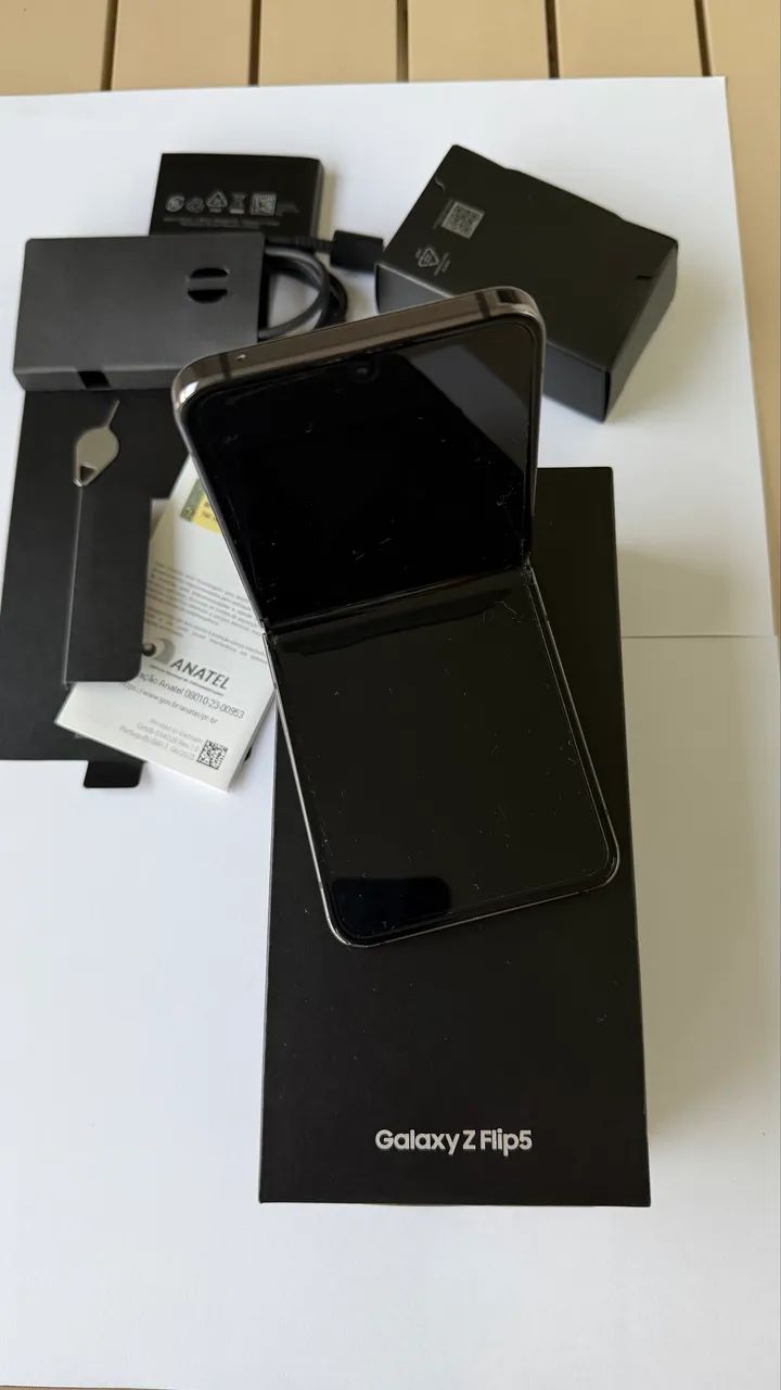 Celular Samsung Z-FLIP5