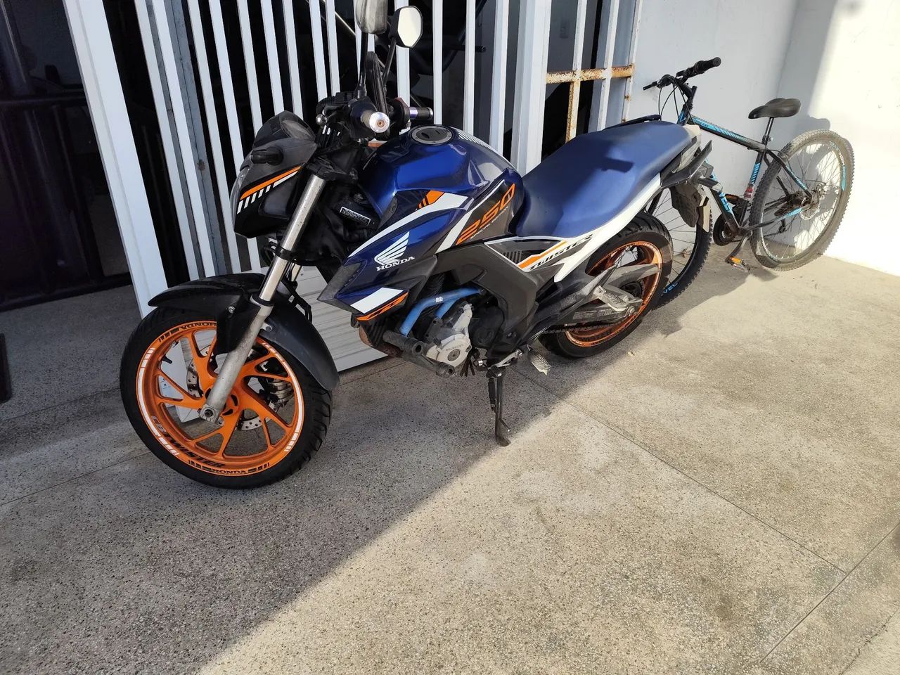 Vendo CB Twister 250 2020