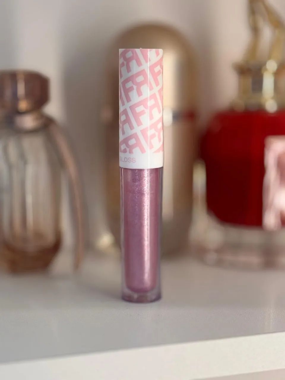 Gloss Franciny Elke Pink Chilly - Nunca usado<br>Cor Pink Chilly<br>Nunca usado<br> *30 reais*