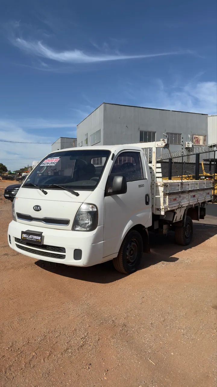 KIA BONGO K2500 2015 MUITO CONSERVADA - Foto 4