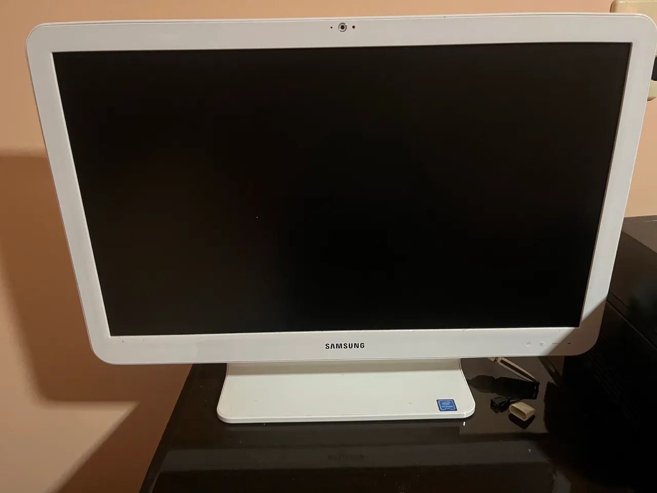 Computador All-in-One Samsung Branco - Ótimo para Estudos e Escritório