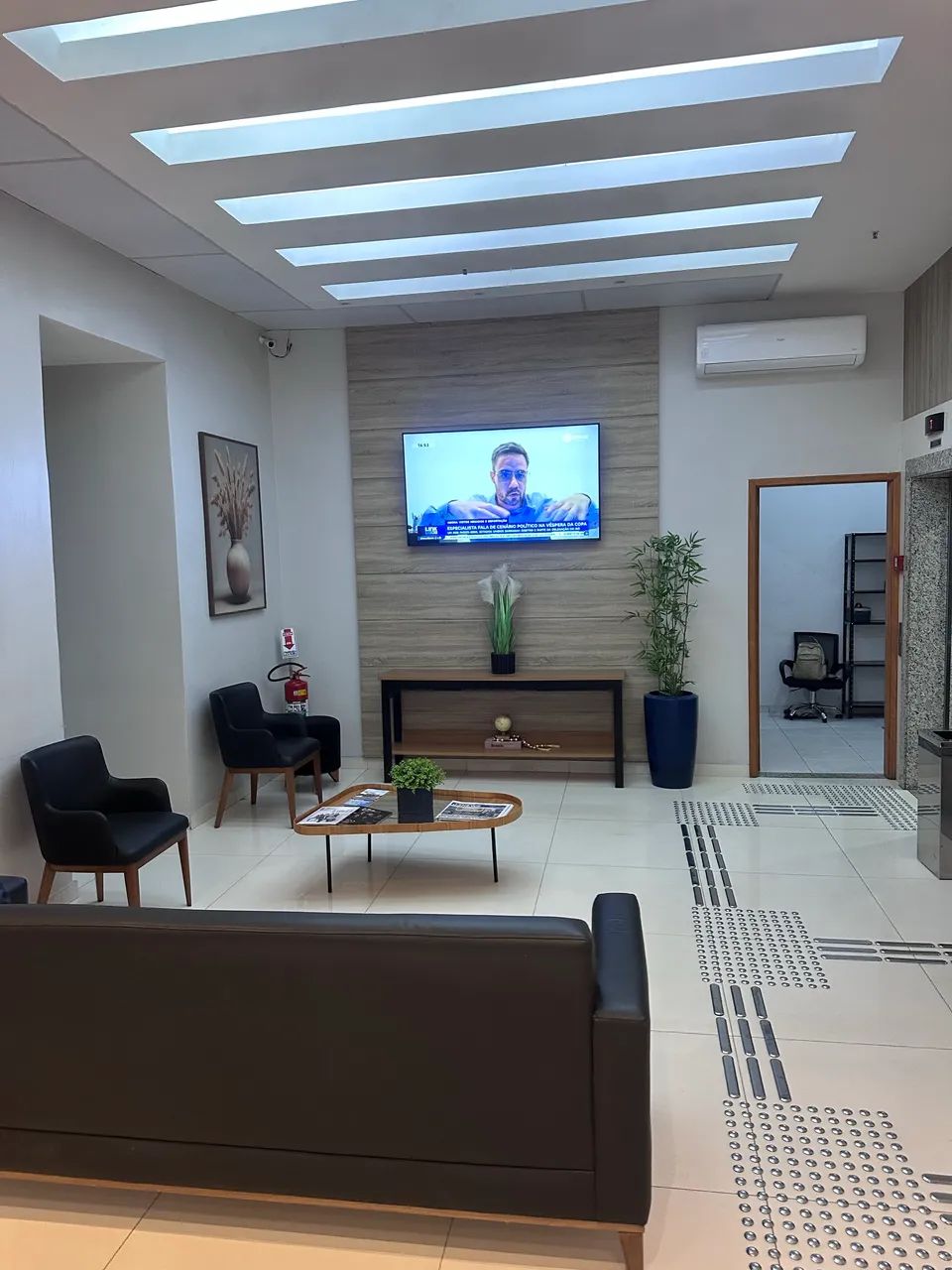 Sala  Comercial / Pelinca / 1 Vaga /R$ 280.000,00 - Foto 3