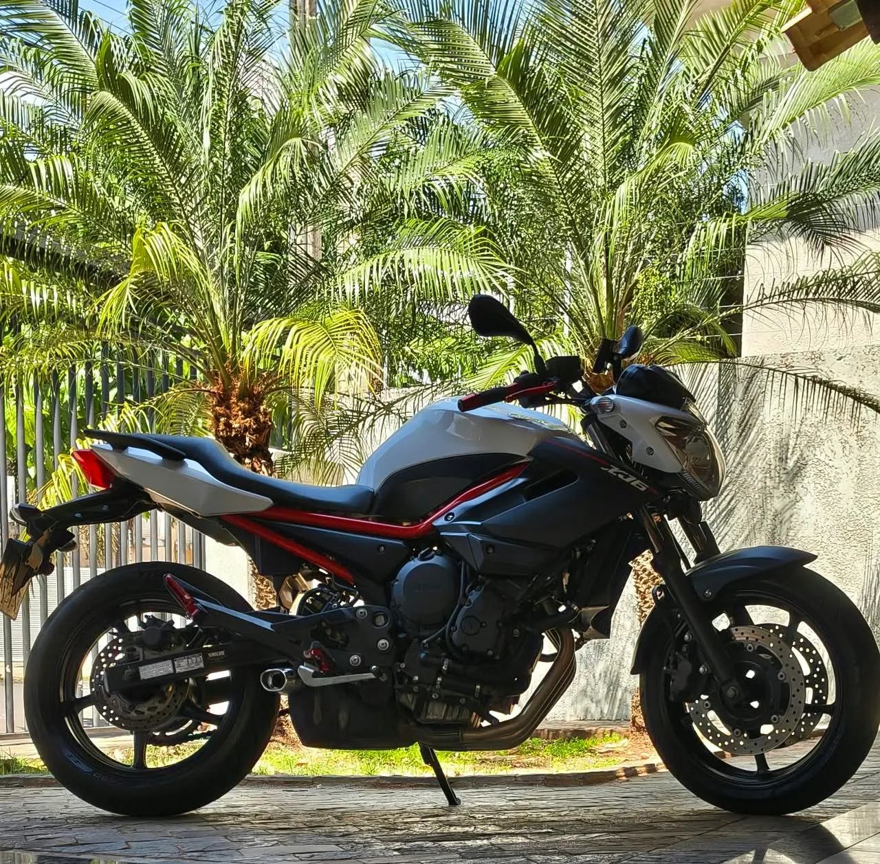 Xj6 2013 
