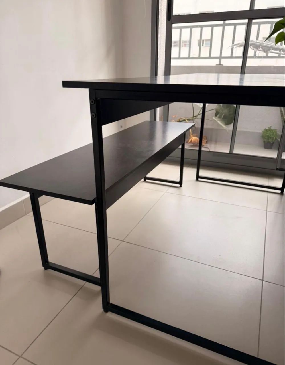 Mesa de cozinha e banco 64985890453123122
