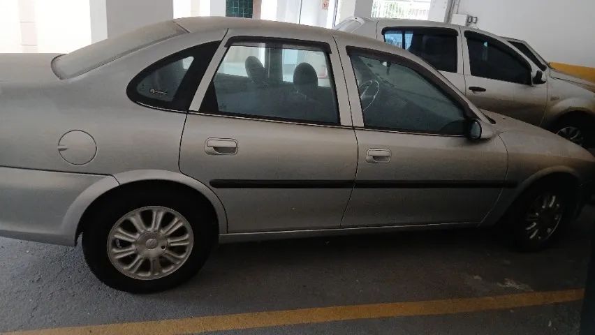 Chevrolet Vectra Vectra CD 2.2 16V / 2.0 16V Mec./Aut. 1999