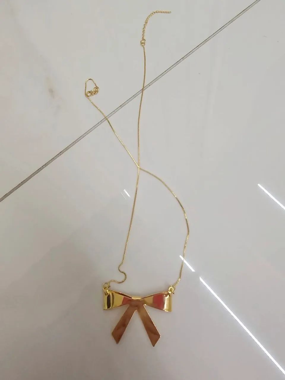 Colar de Laço Dourado - Foto 2