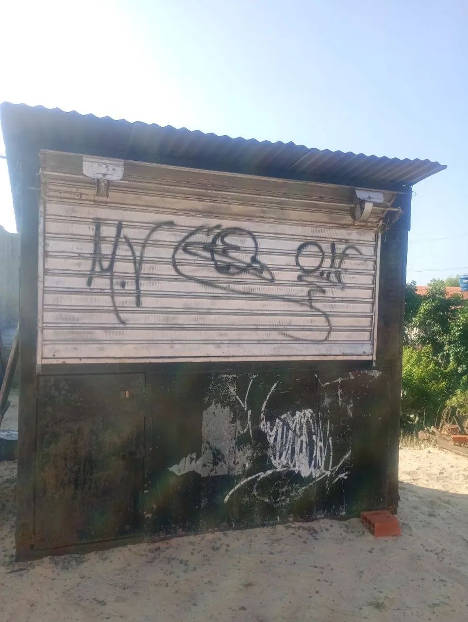 Vendo um container em bom estado