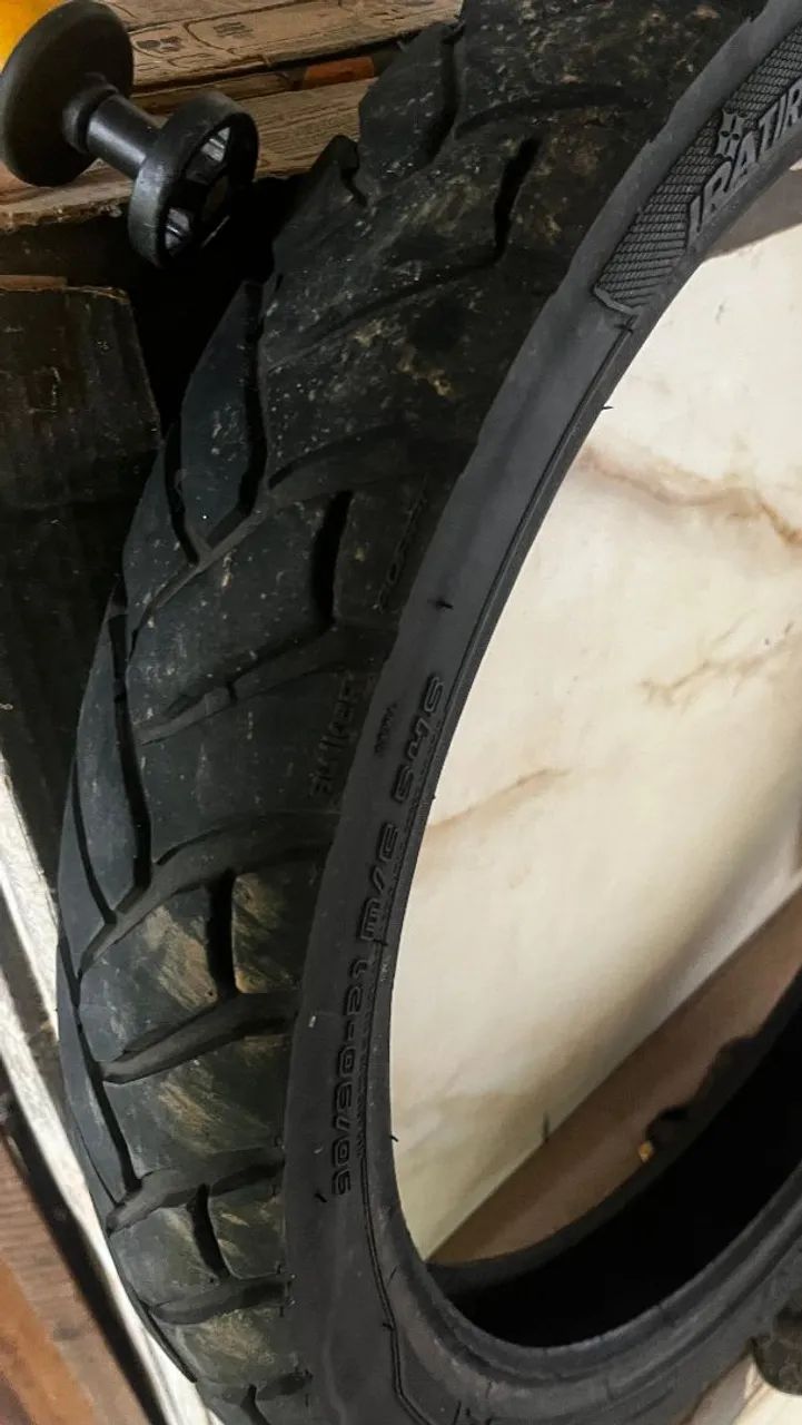 Pneu dianteiro xre  - Foto 2