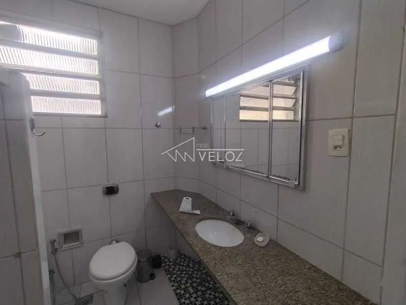 Apartamento : / Residencial / Lagoa