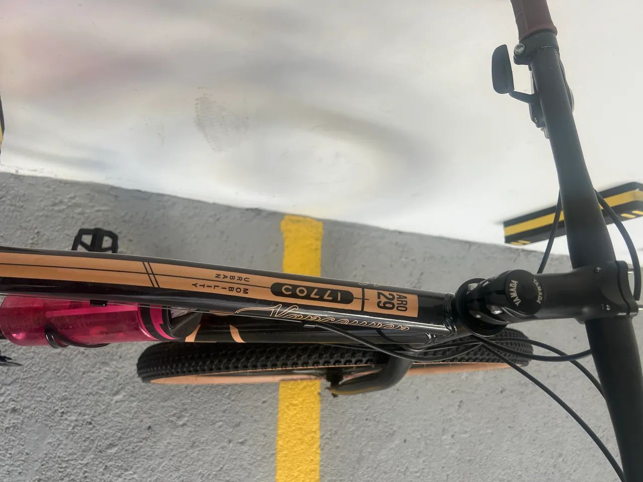 Vendo bicicleta ? semi nova 