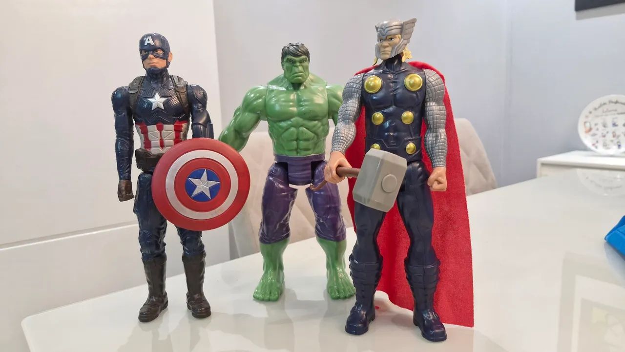 Combo de bonecos super heróis  - Foto 2