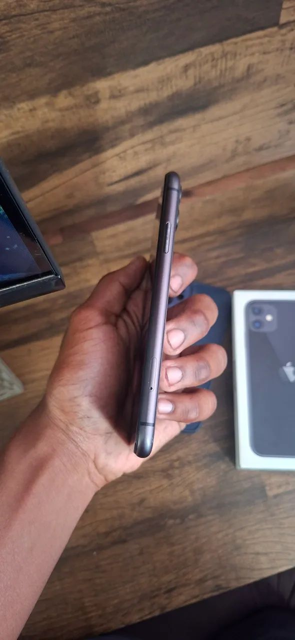 Iphone 11 impecável  - Foto 2