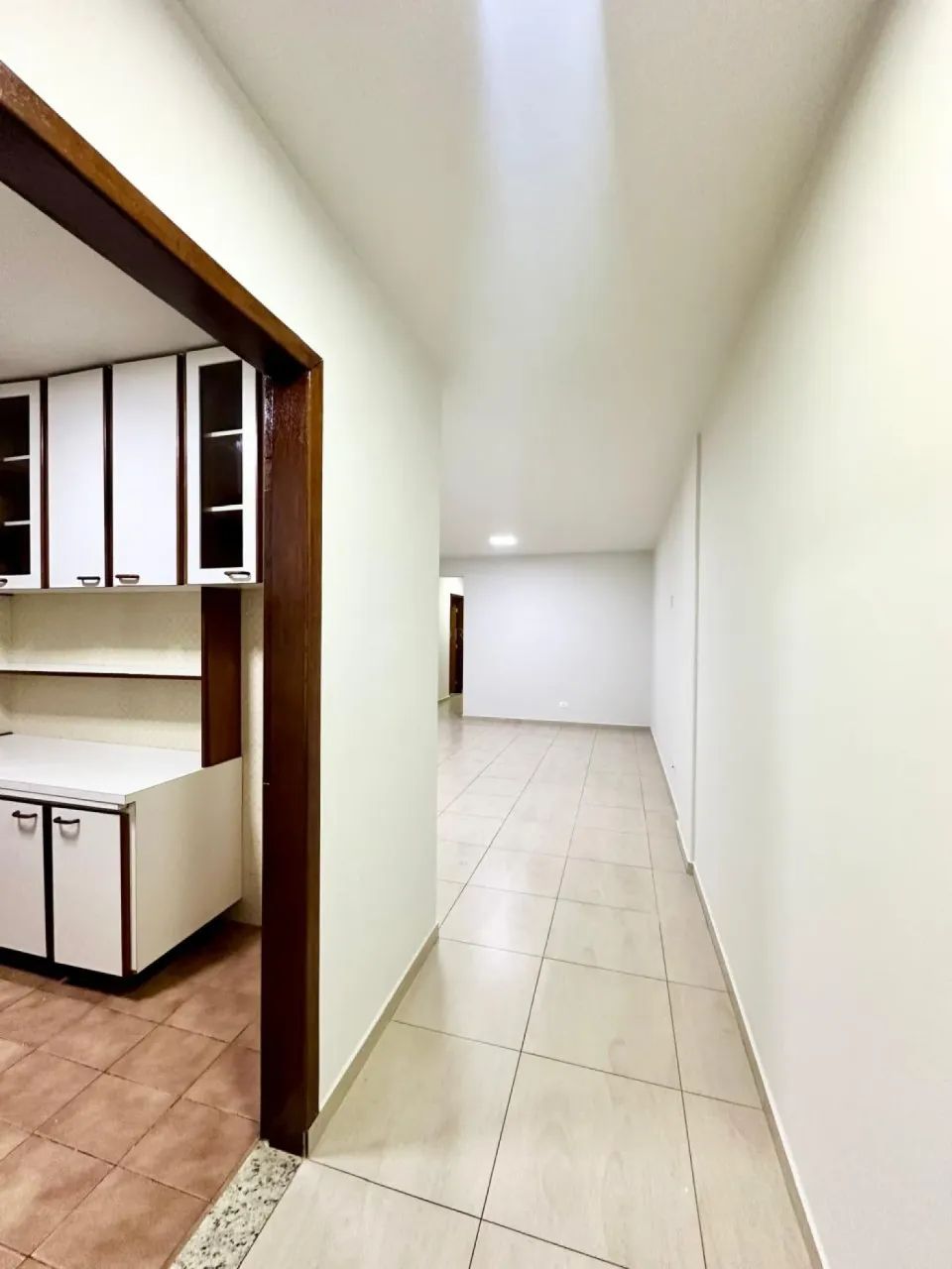 Excelente Apartamento para Locação Próximo à UEM