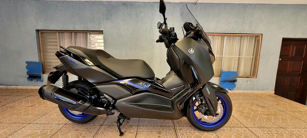 XMAX 300 CONNECTED ABS 25/26