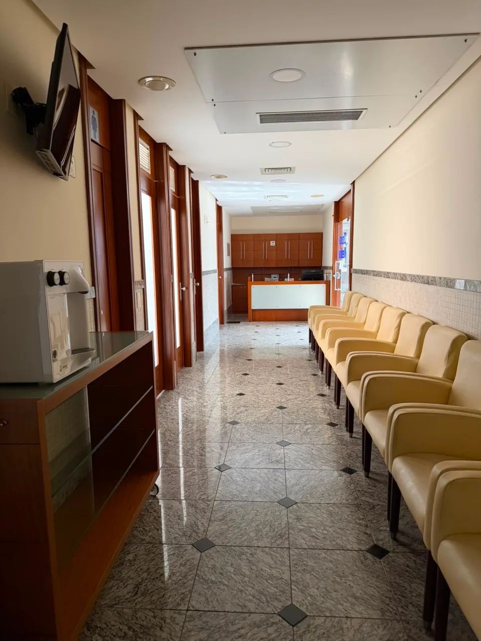 Sala completa no Apart Hospital 