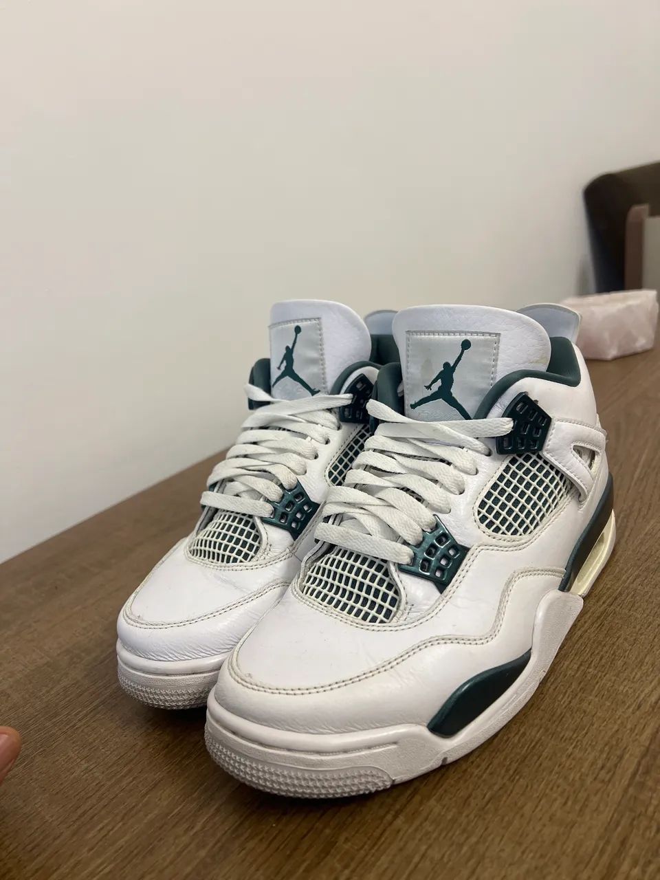 Nike Air Jordan 4 Retro na colorway Oxidized Green. - Calçados