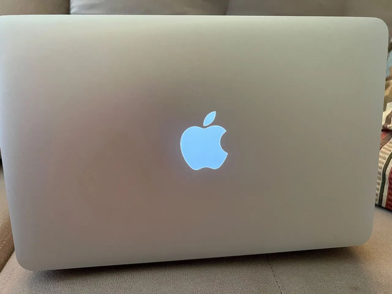 MacBook Air modelo A1645 - Foto 2