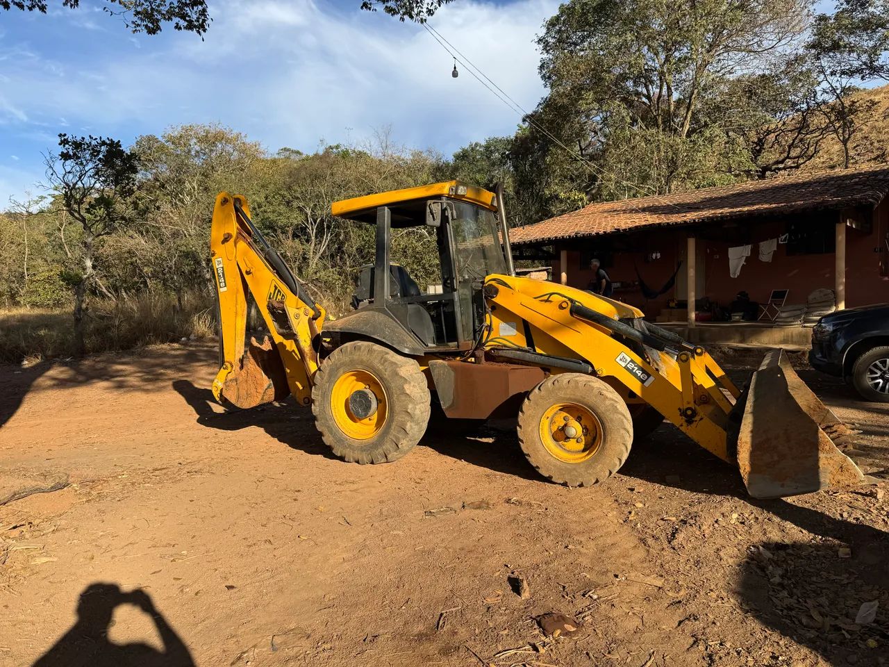 Retroescavadeira jcb214e