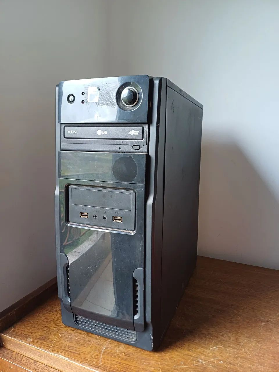 CPU SIMPLES PARA TRABALHOS E ACESSO A INTERNET. 