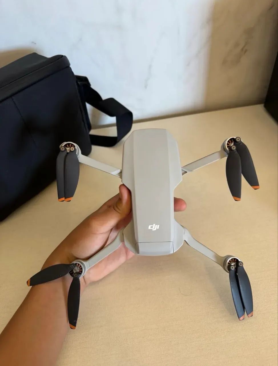 DRONE DJI MINI 2 FLY MORE COMBO - Foto 2