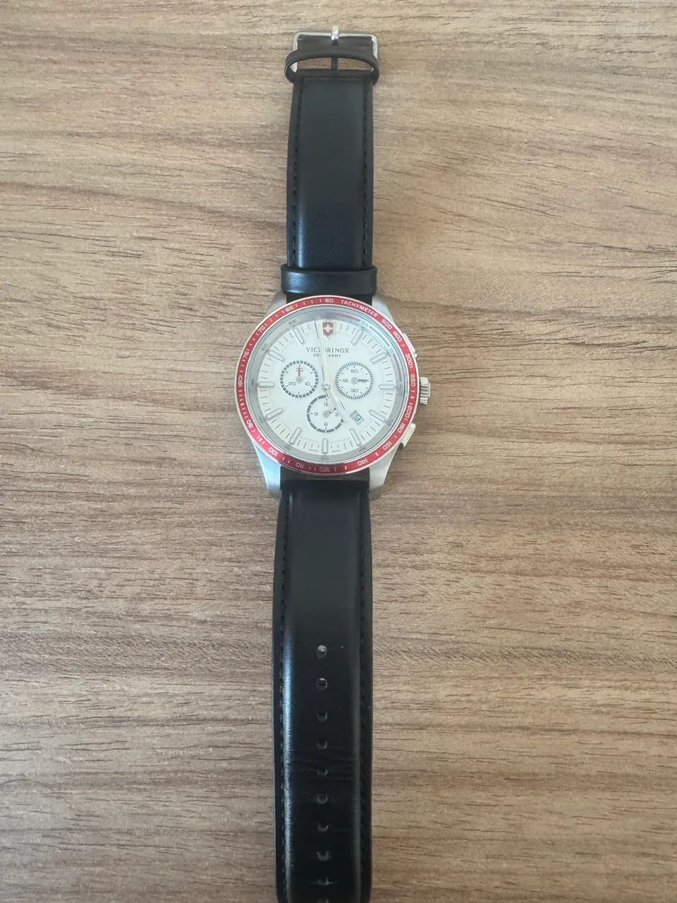 Relógio de couro Victorinox  - Foto 2