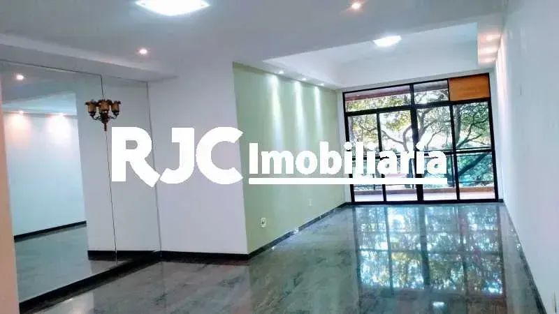 Apartamento para venda possui 130 metros quadrados com 3 quartos em Tijuca - Rio de Janeir - Foto 2