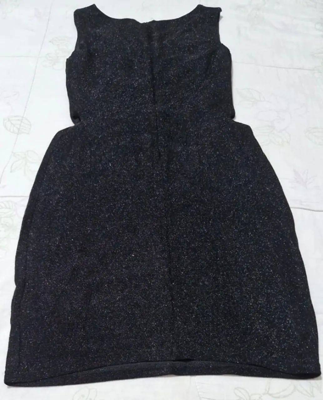 Vestido preto de brilho e com pedras - Foto 2