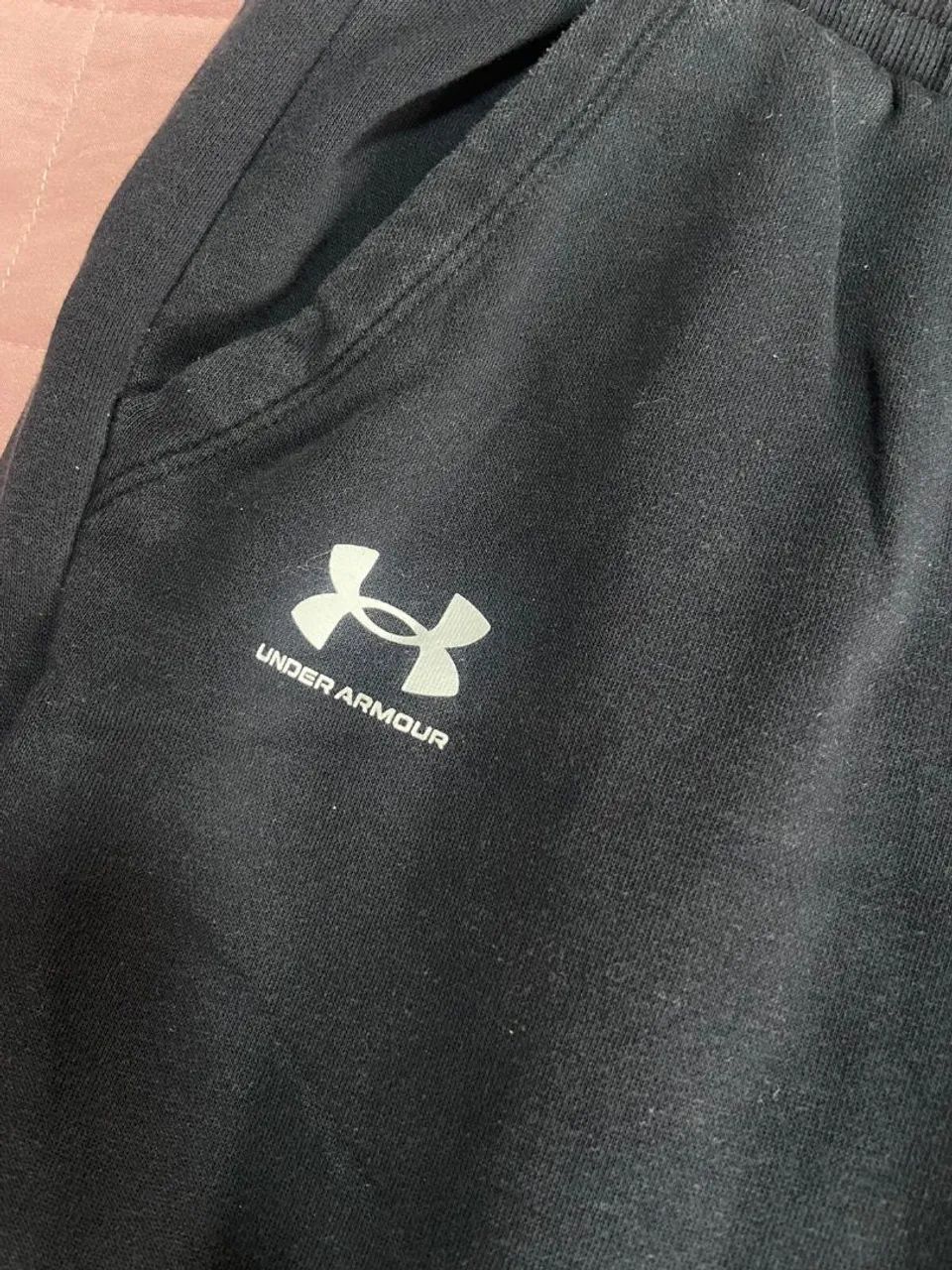 calça moletom under armour preta  - Foto 2
