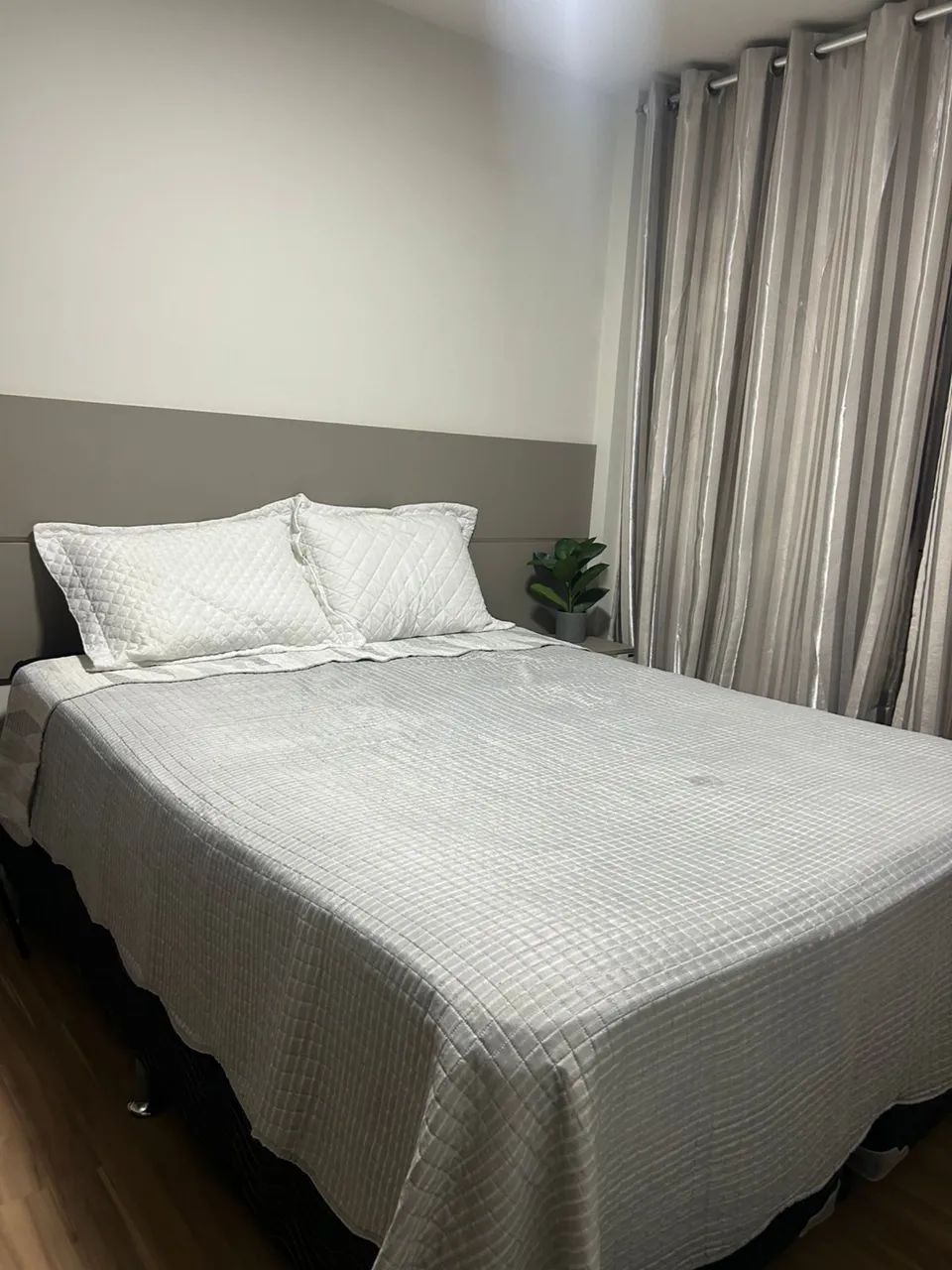 Cama de Casal - Quenn 