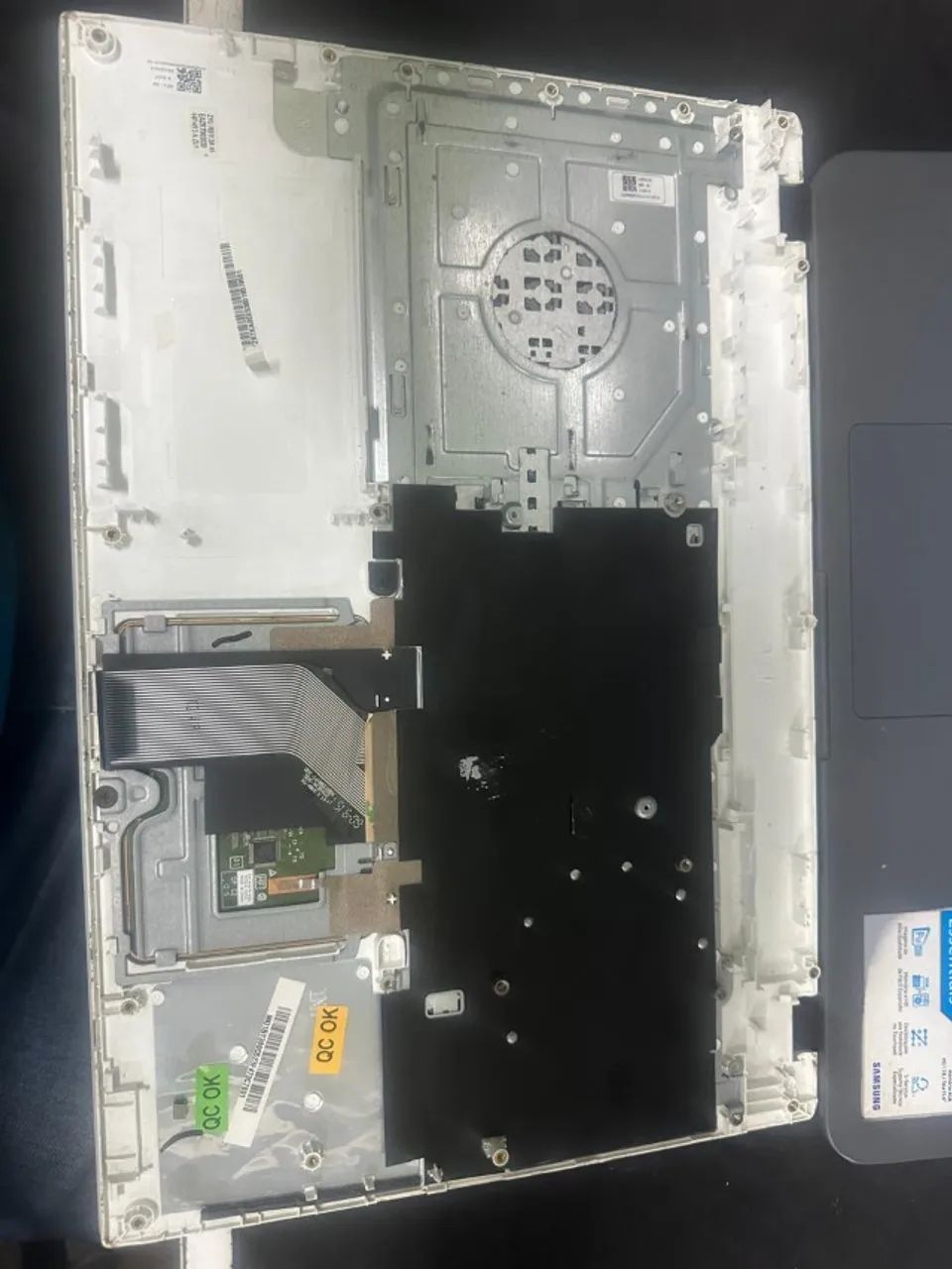 BASE SUPERIOR PARA NOTEBOOK ACER E5-573 SERIES - Foto 2