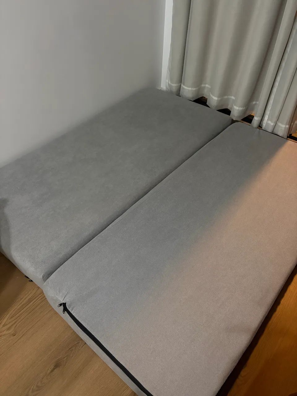 Sofá cama na caixa cinza  - Foto 3