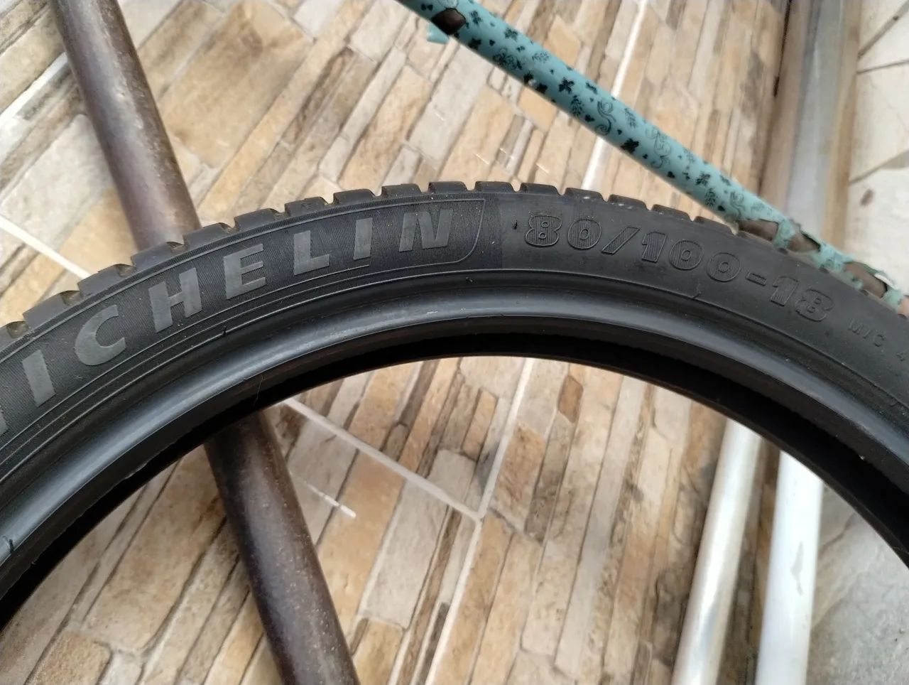 Pneu Michelin  - Foto 2