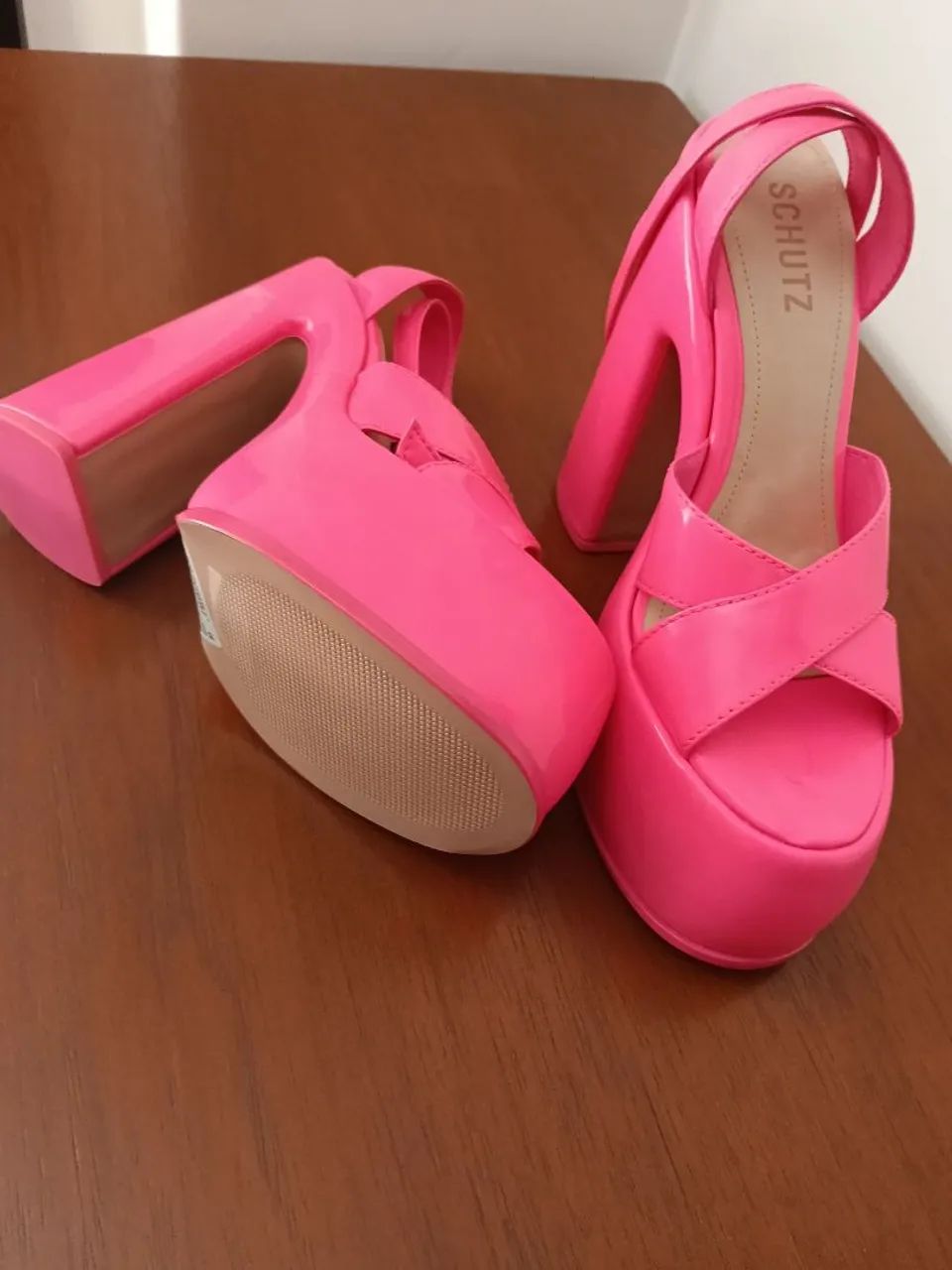 Sapatos e tamancos  - Foto 4