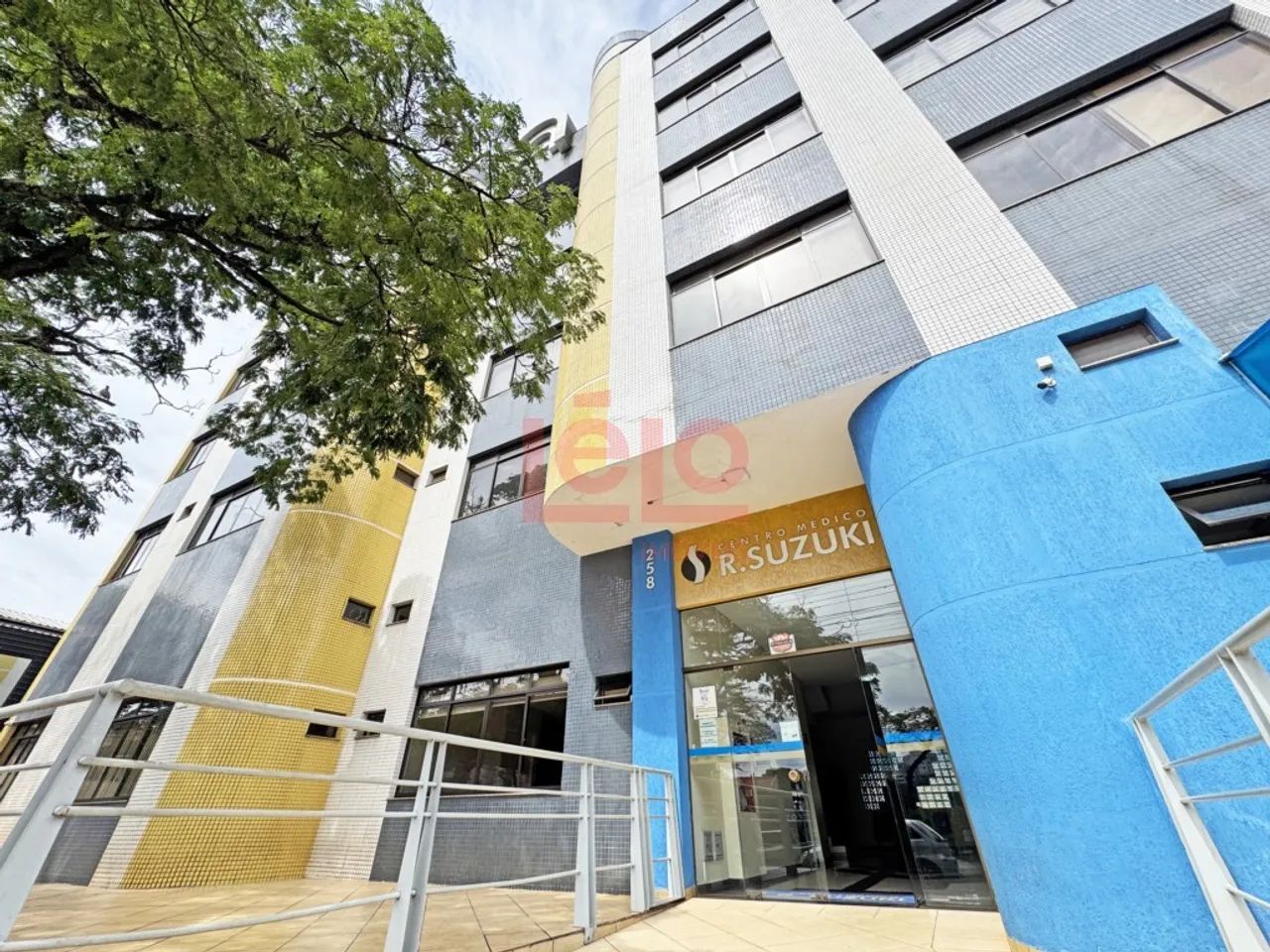 Sala comercial para alugar no Centro Médico Susuki em Maringá com estrutura ideal para con - Foto 2
