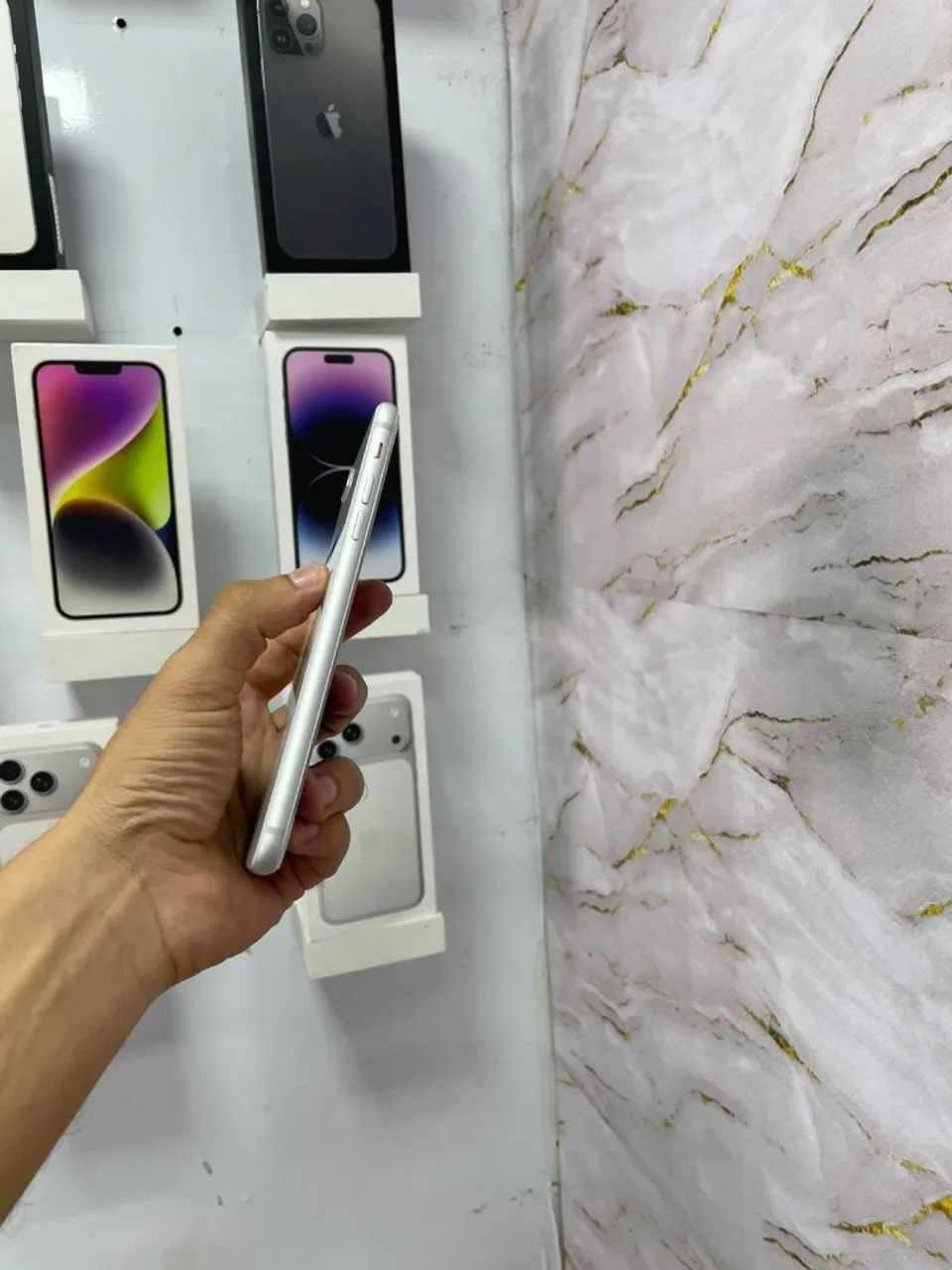 iPhone 8 Plus - 64GB<br>?599,00 - Foto 2