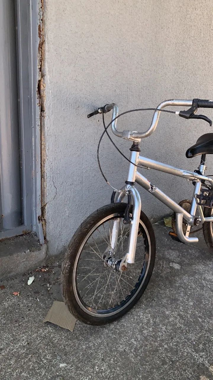 Bicicleta BMX, Modelo tradicional, material reforçado. - Foto 4