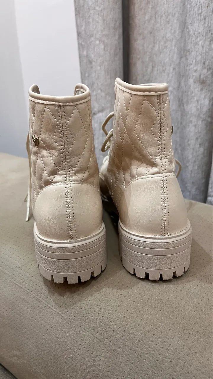 Bota/Coturno branco - Foto 2